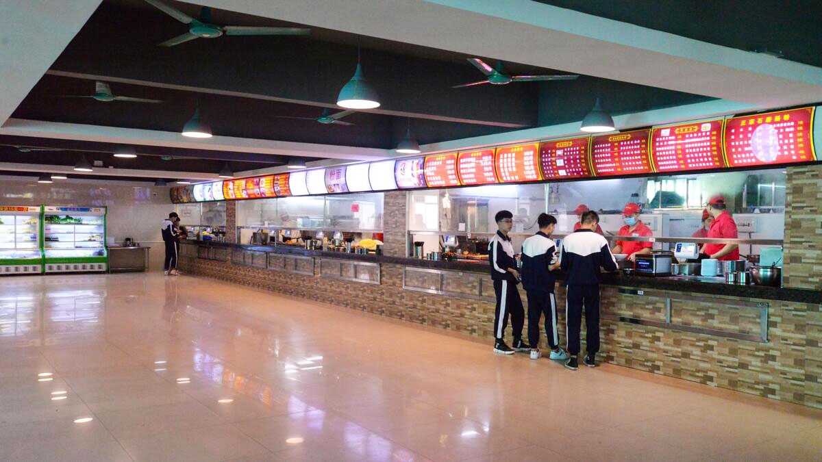 广东省高新技术高级技工学校第二饭堂2楼1.jpg
