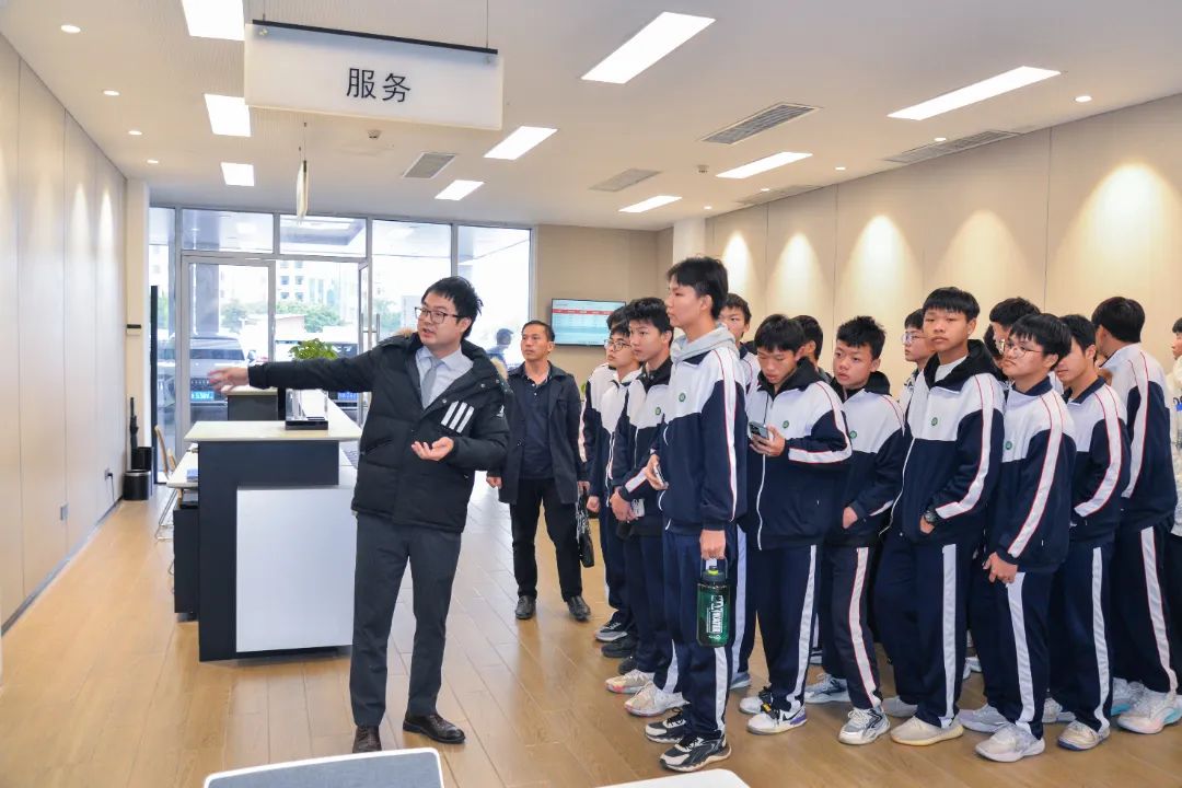 广东省高新技术高级技工学校,花都技工学校,广州技工学校,广州高新技校
广东省高新技术高级技工学校,花都技工学校,广州技工学校,广州高新技校