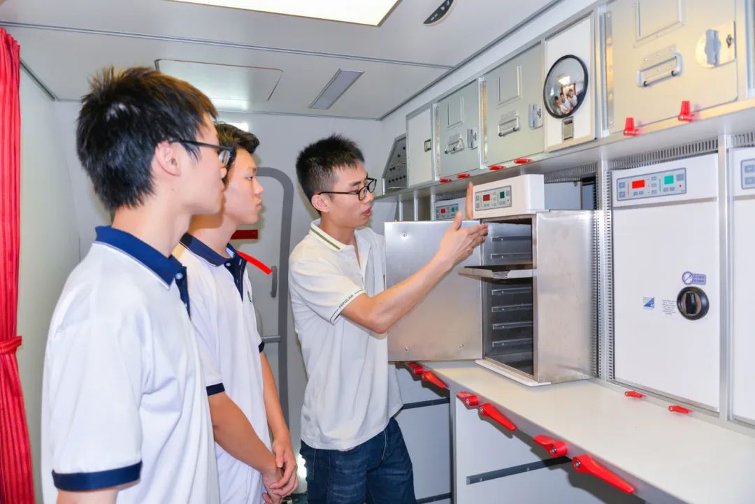 广东省高新技术高级技工学校 广东省高新技术高级技工学校
