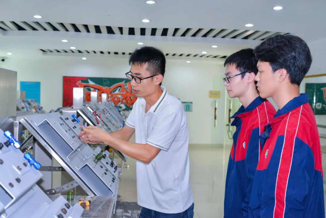 广东省高新技术高级技工学校 广东省高新技术高级技工学校