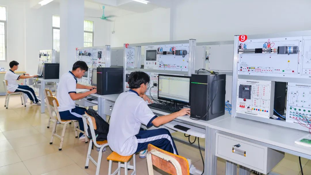 广东省高新技术高级技工学校 广东省高新技术高级技工学校