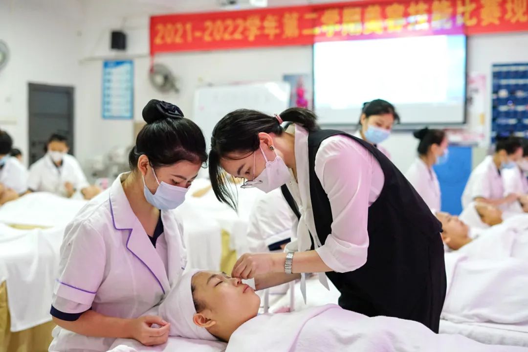 广东省高新技术高级技工学校 广东省高新技术高级技工学校