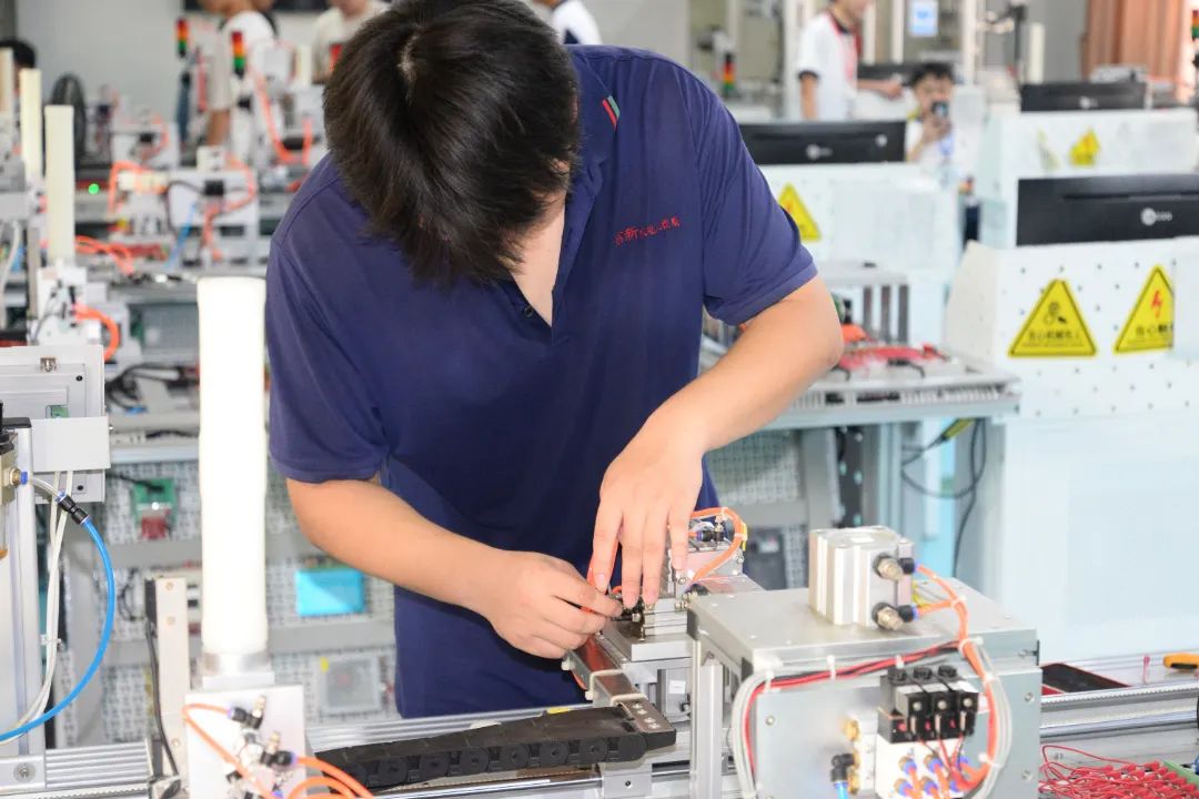 广东省高新技术高级技工学校 广东省高新技术高级技工学校